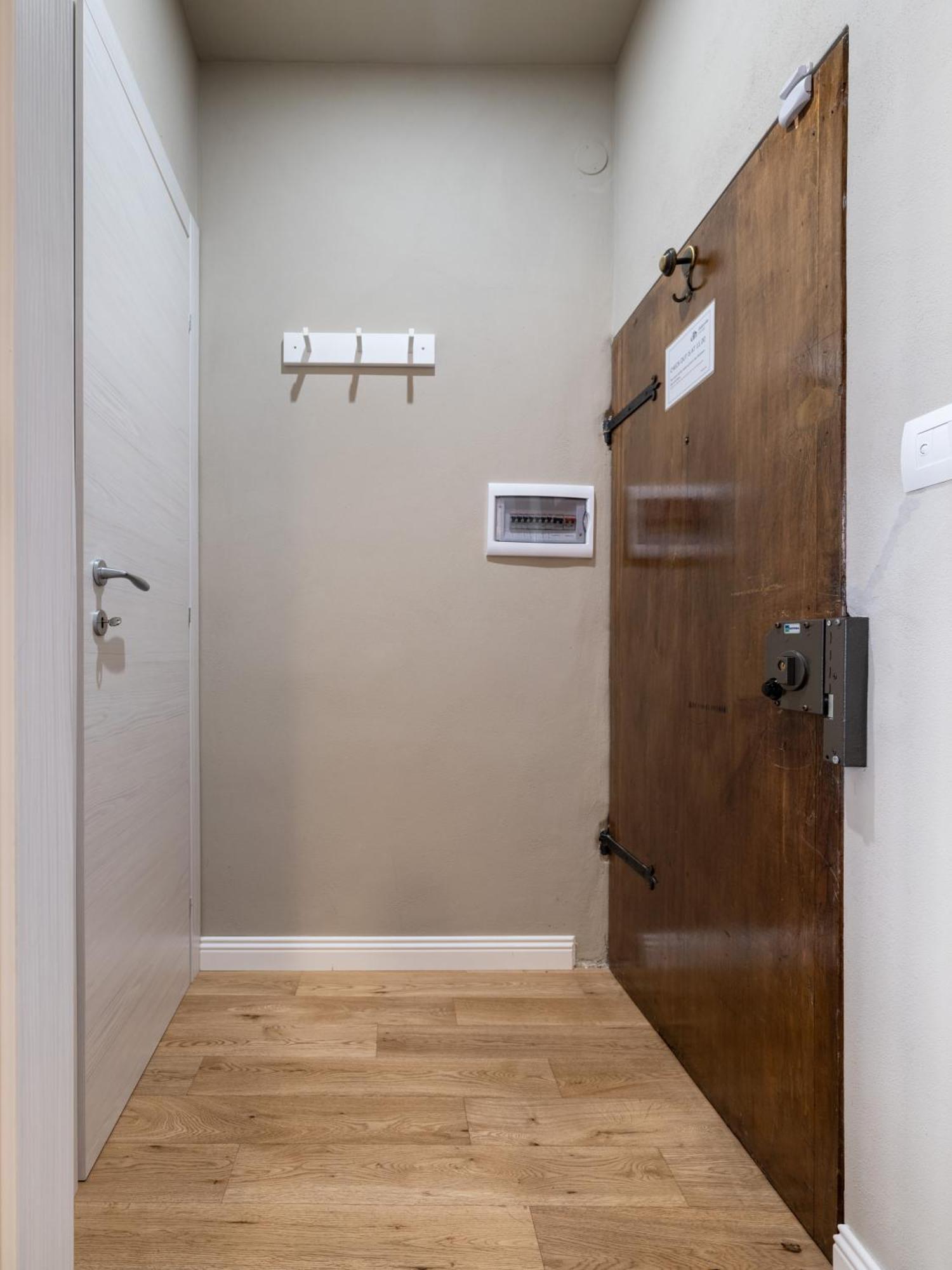Santa Croce Luxury Suite - Dolcevita Holiday Firenze Bagian luar foto